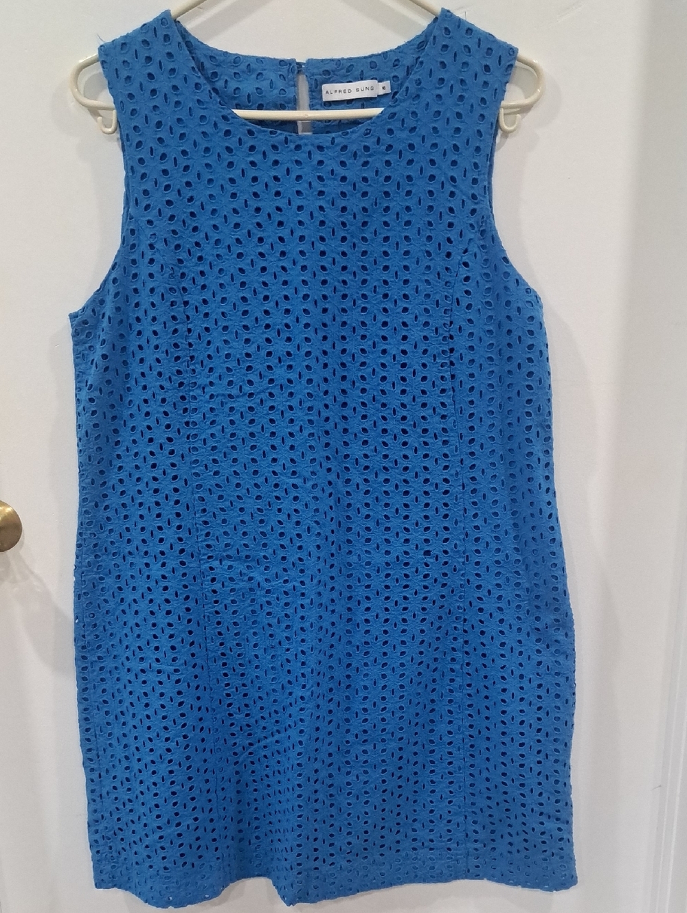 ALFRED SUNG Cobalt Blue Sleeveless Eyelet Shift Dress